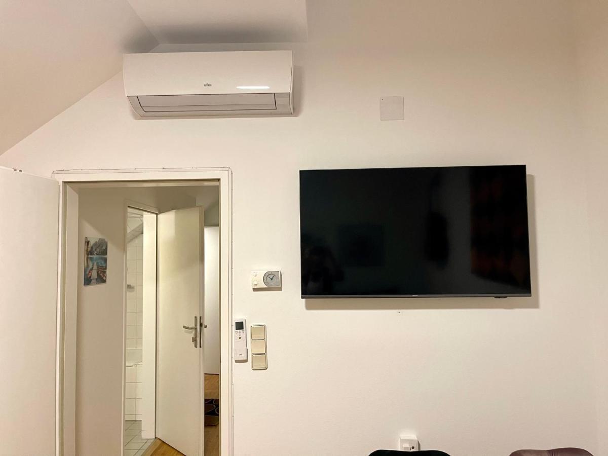 Klimatisiertes, Ruhiges Dachgeschoss Cityapartment Im Zentrum Wiens Vídeň