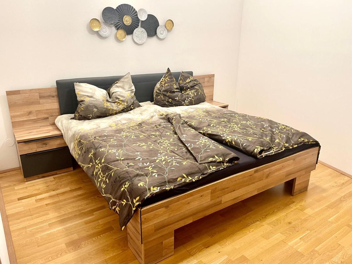 Klimatisiertes, Ruhiges Dachgeschoss Cityapartment Im Zentrum Wiens Apartmán